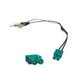 Antennadapter - VW (dubbel Fakra) med förstärkare, dubbel Fakra-kontakt och kabel för VW radioinstallation.