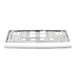 Registreringsskylthållare i silvermetallic plast