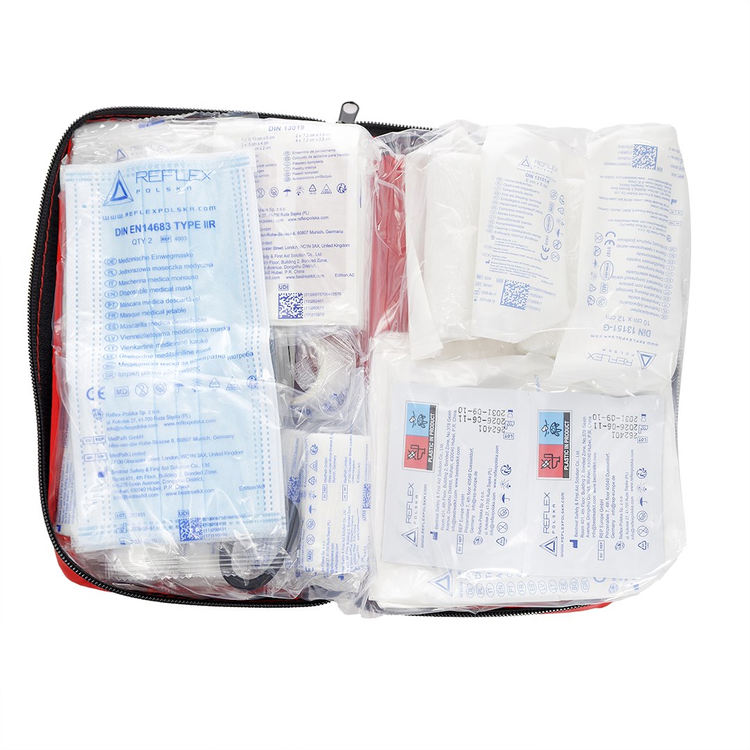 Första hjälpen-kit DIN 13164 med munstycke