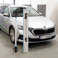 LED-arbetsbelysning för montering under bilens motorhuv