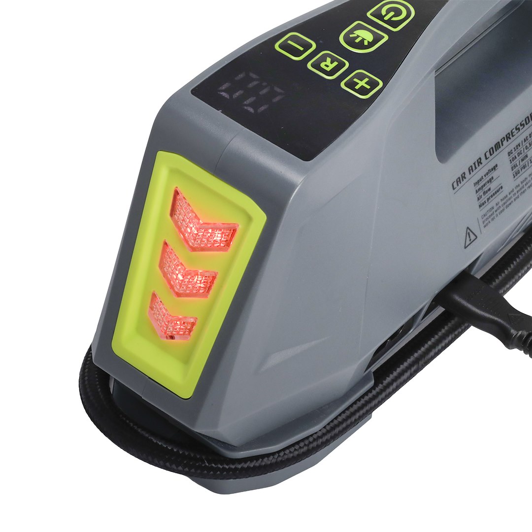 Luftkompressor med digital manometer och medföljande munstycken