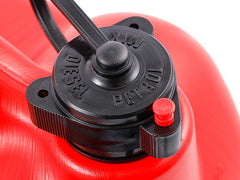 Bensindunk i plast 20 liter oval röd med lock och tratt