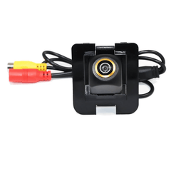 1080P backkamera för Toyota Avensis T25/T27 (2003–2018) – integrerad nummerskyltsbelysningskamera (68 × 40 mm) 