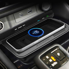 Nissan X-Trail 2022-2023 trådlös mobilladdare med 15W snabbladdning 