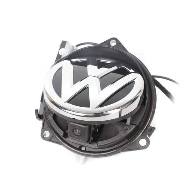 VW Golf 7 - backkamera i emblem – Bilmedie.se