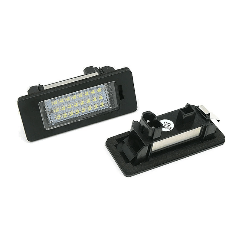 LED registreringsskyltbelysning BMW – Vit LED (E90, F30, E60, X5 m.fl.) produktbild med kraftigt ljus.