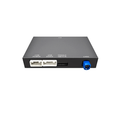 Modul för CarPlay och Android Auto på original Porsche-skärm med anslutningsmöjligheter.